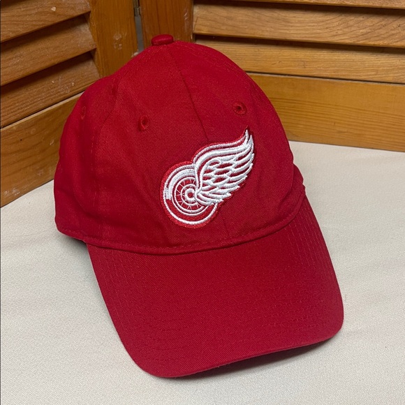 New Era Other - New Era Red 9FORTY Detroit Red Wings Cap